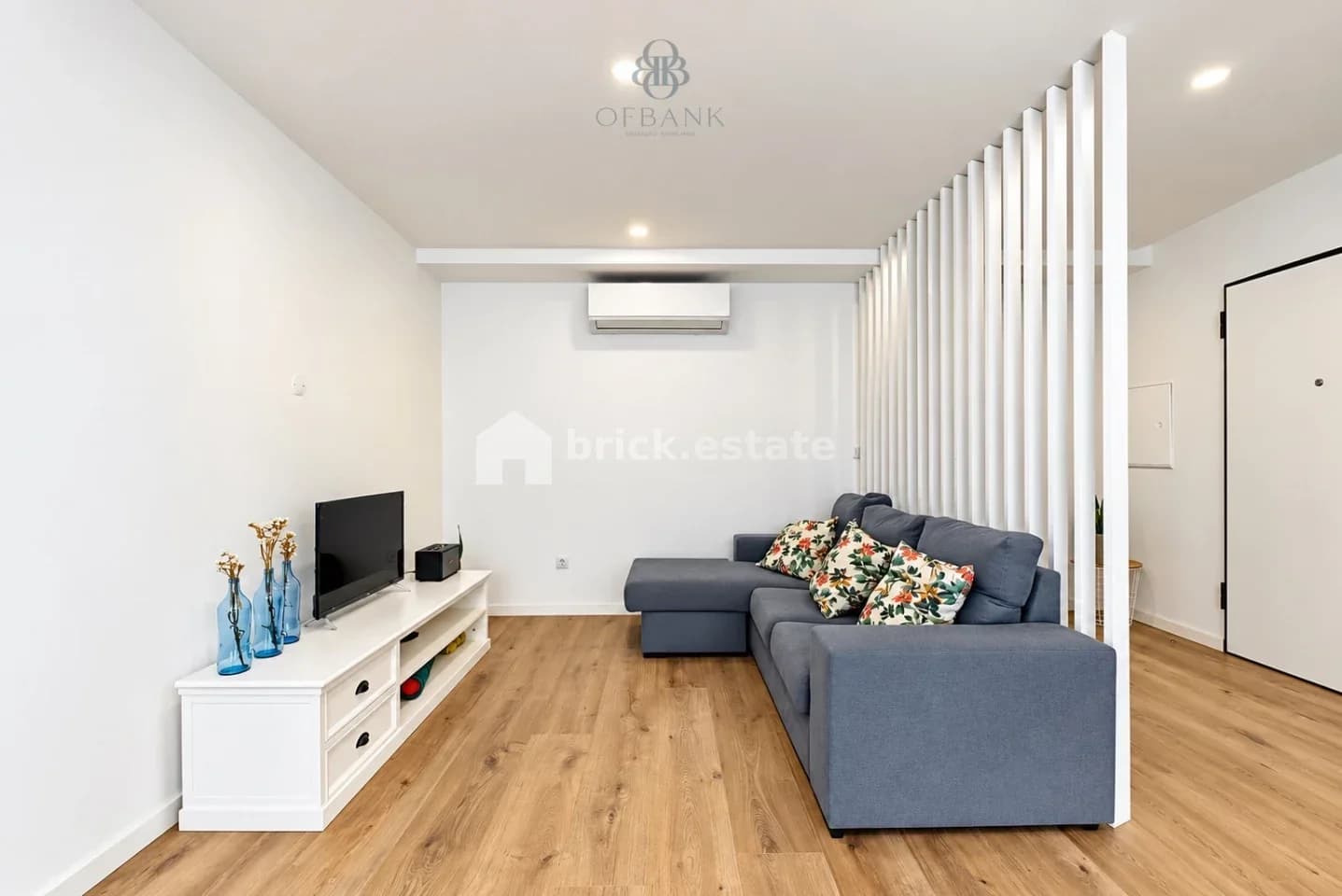 T3 Semi-Novo com Terraço, Varanda e Garagem - foto 4