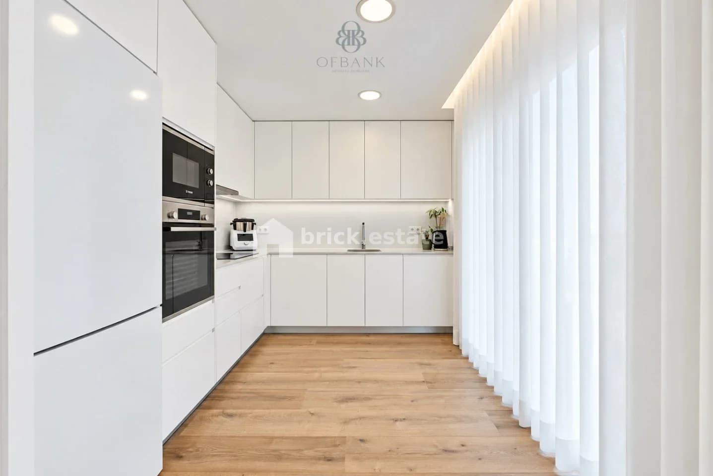 T3 Semi-Novo com Terraço, Varanda e Garagem - foto 6