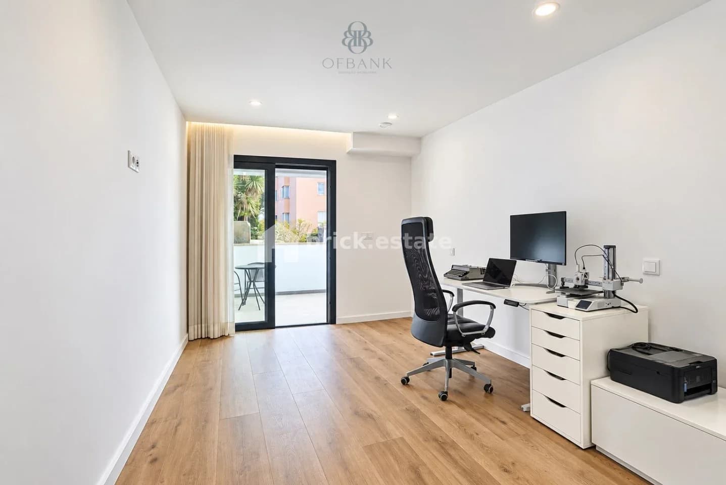 T3 Semi-Novo com Terraço, Varanda e Garagem - foto 11